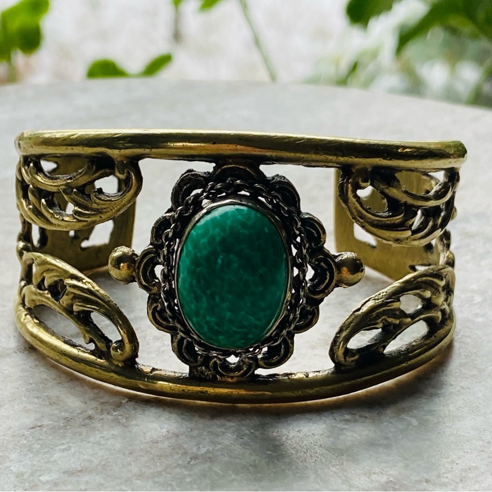 Cuff bracelet